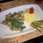 7795343b840aef2c662b34cafe61b410.jpg