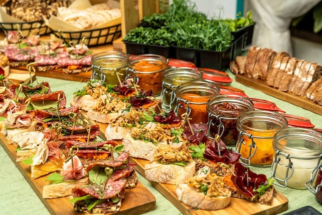 кейтеринг «Stroganoff Catering», Тапас-станция